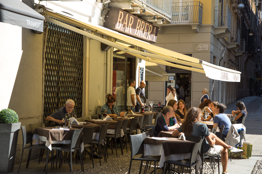 bar in Brera